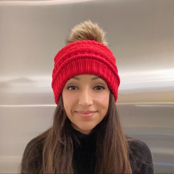 ❤️Pom beanie red - Picture 6 of 7